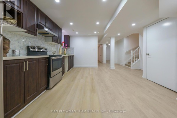10 Pardon Avenue, Whitby, ON, photo 3