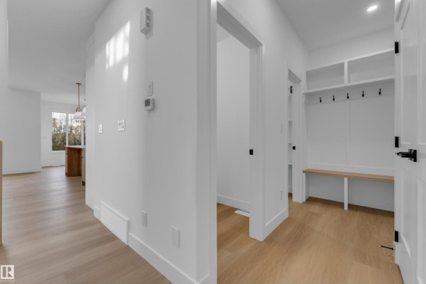 Bedroom 3 - 10 Primrose Wy, Spruce Grove, AB T7X4T1 Photo 4