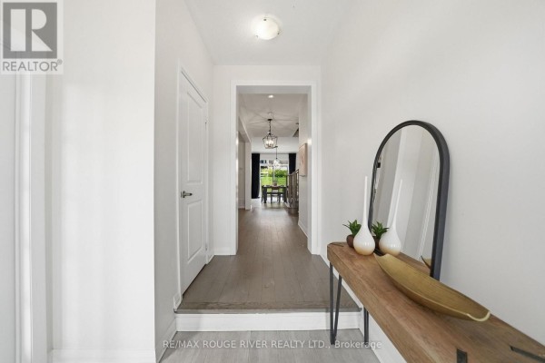 Dining room - 10 Pristine Trail, Cavan Monaghan, ON L0A1G0 Photo 5