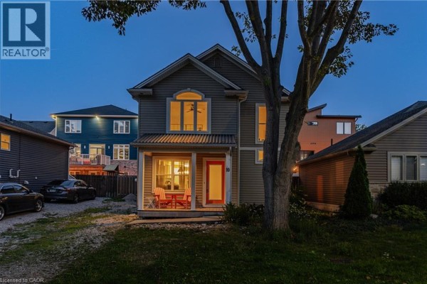 10 Queens Avenue, Grand Bend, ON, photo 2