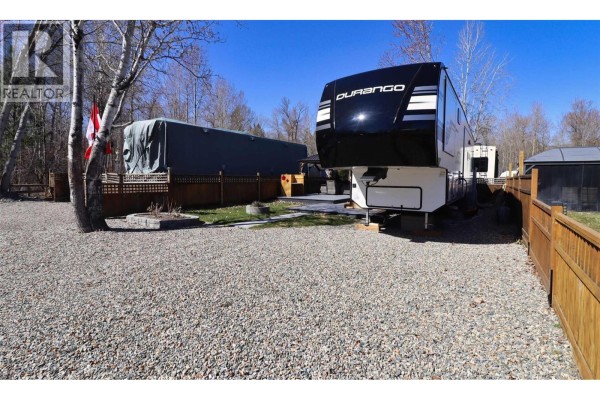 10 Rainbow Lane, Lee Creek, BC V0E1M4 Photo 3