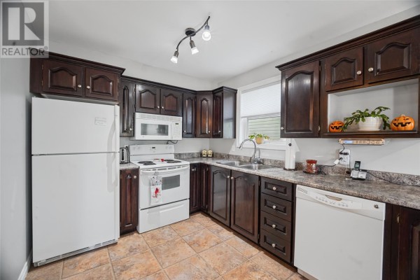 Bedroom - 10 Relay Road, Mount Pearl, NL A1N5A6 Photo 4