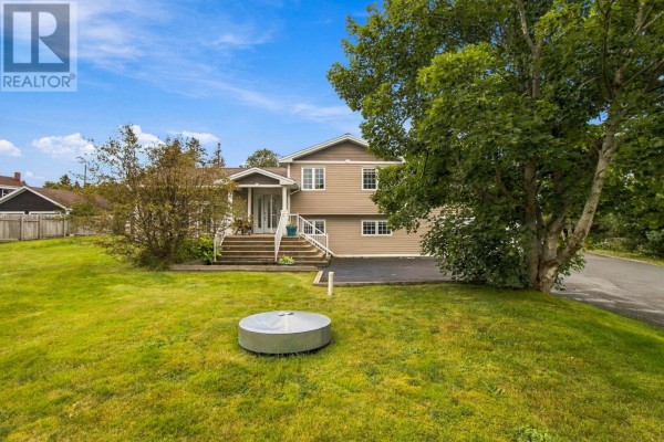 Bath (# pieces 1-6) - 10 Russworthy Place, Torbay, NL A1K1J7 Photo 2