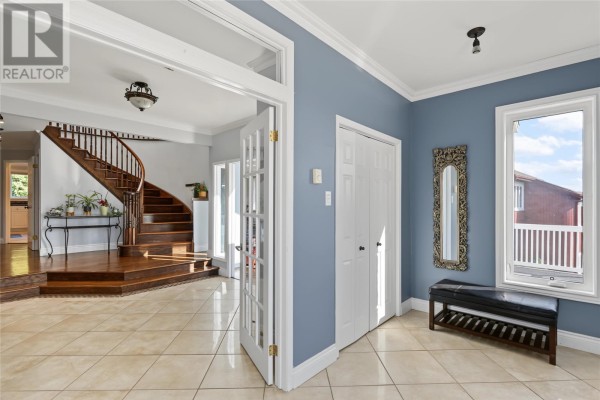 Bath (# pieces 1-6) - 10 Sackville Street, St  Johns, NL A1A4R3 Photo 3