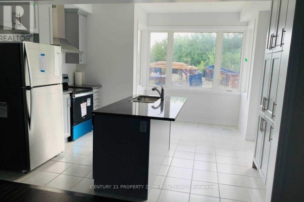 10 Savino Drive, Brampton, ON L6Z0J5 Photo 3