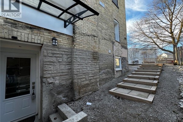 10 Shanley Street Unit# A (lower), Kitchener, ON, photo 3