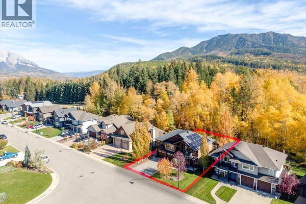 Bedroom - 10 Silver Ridge Way, Fernie, BC V0B1M2 Photo 3