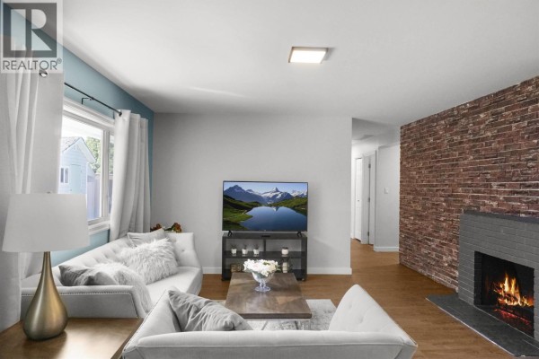 Living room - 10 Skeena Street, Kitimat, BC V8C1Y9 Photo 4