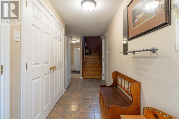 10 Sylvania Terrace, Hammonds Plains, NS, photo 3