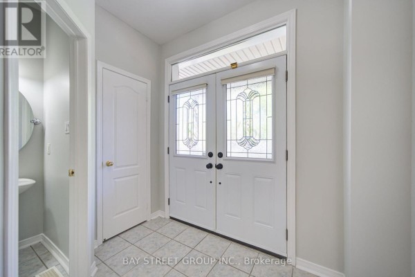Dining room - 10 Tallships Drive, Whitby, ON L1N9V4 Photo 4