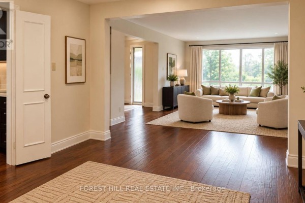 Living room - 10 Teagarden Court, Toronto, ON M2N5Z9 Photo 4