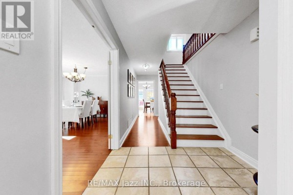 Workshop - 10 Trinity Crescent, Whitby, ON L1N6L2 Photo 5