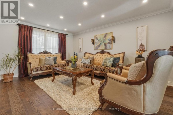 Family room - 10 Whitmore Court, Brampton, ON L6Z2A5 Photo 4