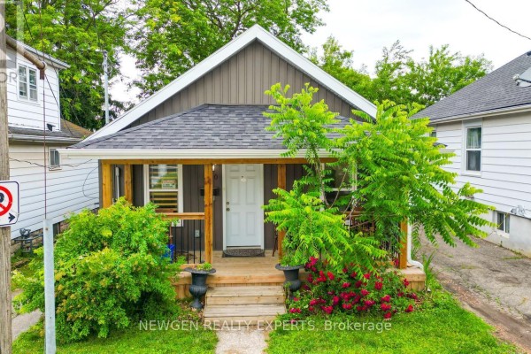 10 Wills Street, St  Catharines, ON, photo 2