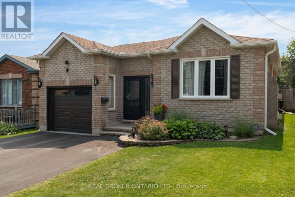 10 Wismer Avenue, Barrie, ON L4N7X8 Photo 2