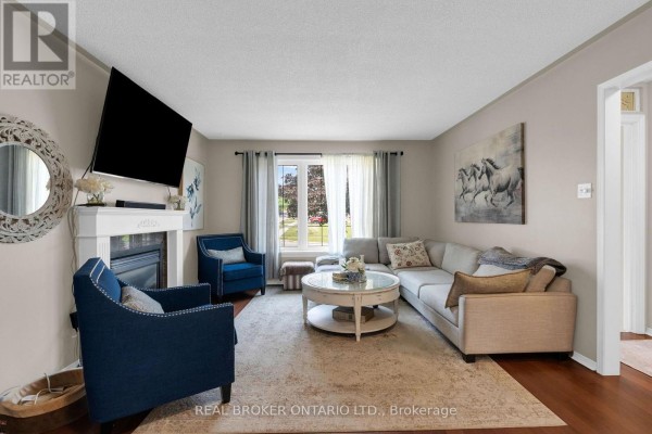 10 Wismer Avenue, Barrie, ON L4N7X8 Photo 5