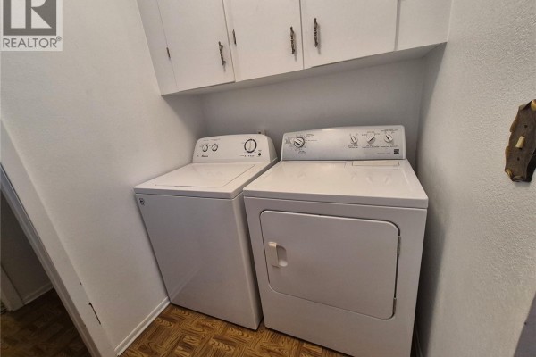 4pc Bathroom - 10 Yandeau Crescent, Radville, SK S0C2G0 Photo 4