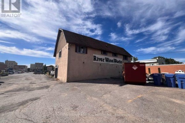 10 York Street, Kawartha Lakes, ON K9V3Z6 Photo 2