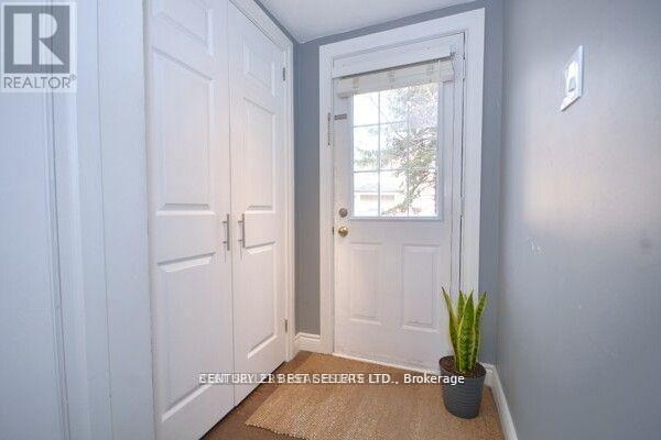 Dining room - 100 - 107 Bristol Road E, Mississauga, ON L4Z3P6 Photo 3