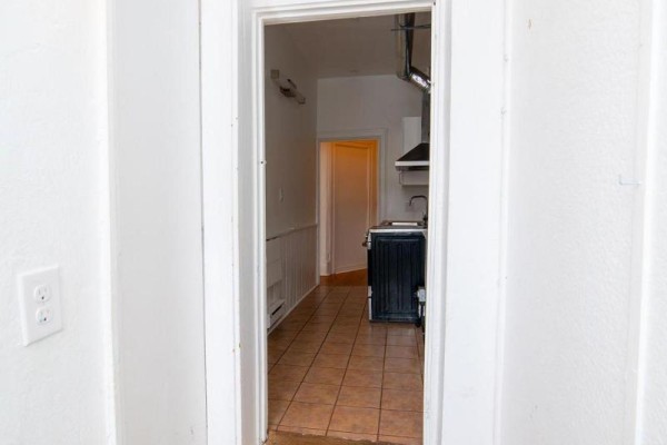 100 - 678 Huron Street, Toronto, ON M5R2R9 Photo 3