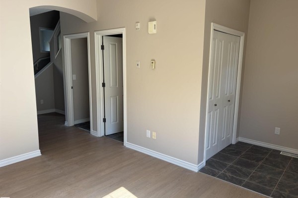 Bedroom 2 - #100 13825 155 Av Nw, Edmonton, AB T6V0B8 Photo 5