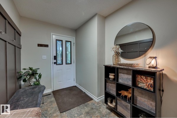 Den - #100 22549 Twp Rd 510, Rural Leduc County, AB T0B3M1 Photo 4