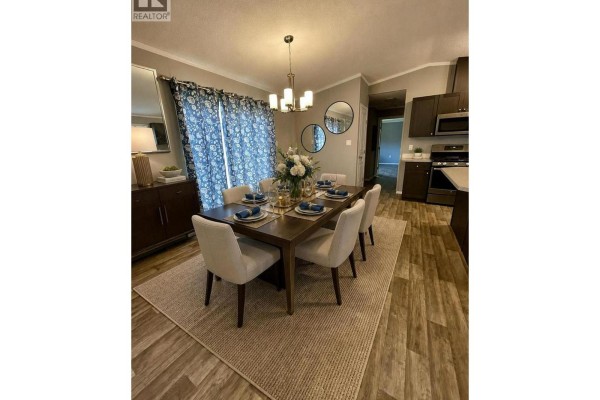 Full bathroom - 100 Aspen Drive Unit# 116, Sparwood, BC V0B2G0 Photo 5
