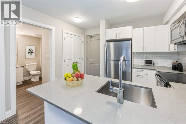 Bedroom - 100 Bronte Street S Unit# 208, Milton, ON L9T1Y8 Photo 3