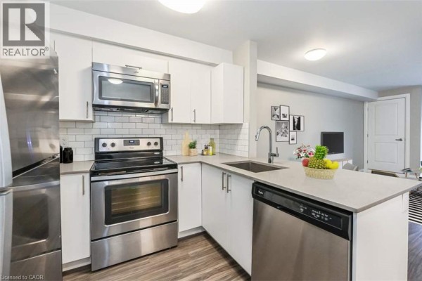 Kitchen - 100 Bronte Street S Unit# 208, Milton, ON L9T1Y8 Photo 4