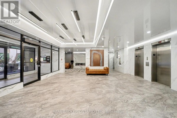 Kitchen - 503 - 100 Canyon Avenue, Toronto, ON M3H5T9 Photo 3