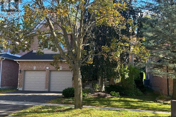 Family room - 100 Carlyle Crescent, Aurora, ON L4G6P7 Photo 2
