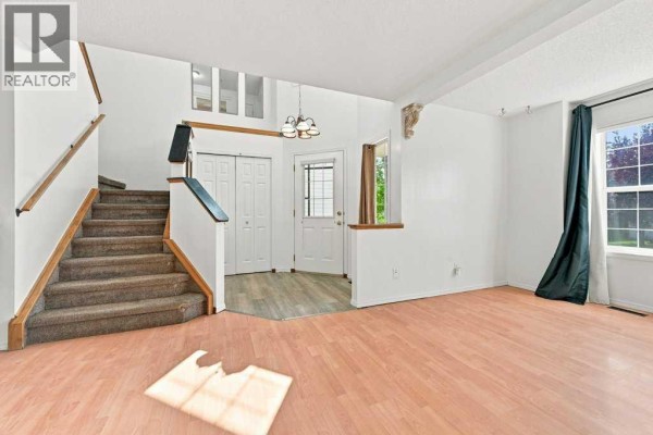 2pc Bathroom - 100 Coventry Road Ne, Calgary, AB T3K5T4 Photo 4