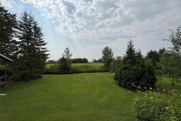 Primary Bedroom - 100 Frontier Road, Beaconia, MB R0E0B0 Photo 5