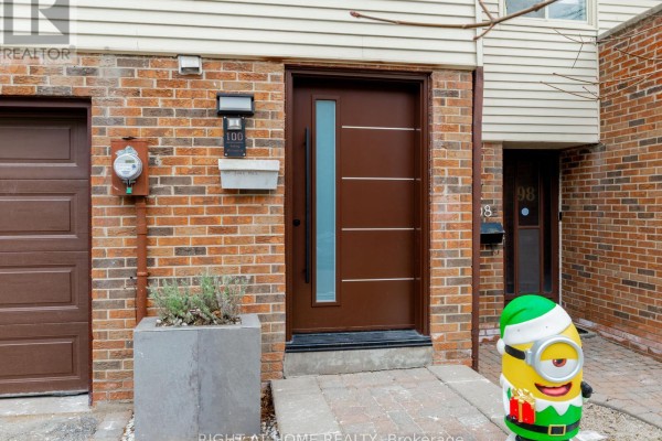 100 Jenny Wrenway, Toronto, ON, photo 2
