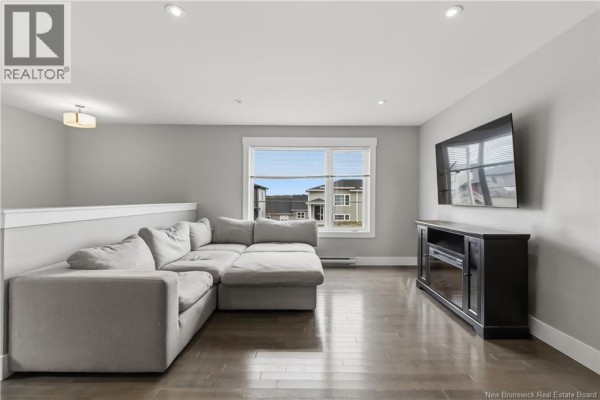 Living room - 100 Lancefield, Moncton, NB E1E0E6 Photo 4