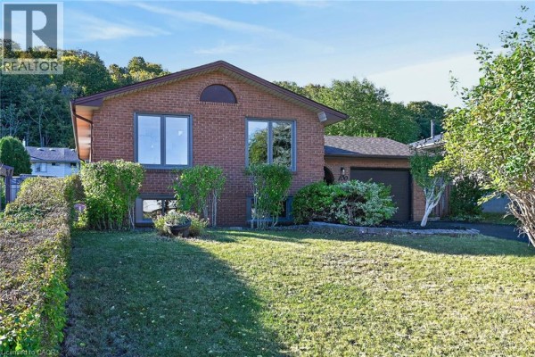 Storage - 100 Marcella Crescent, Hamilton, ON L8K6G1 Photo 2