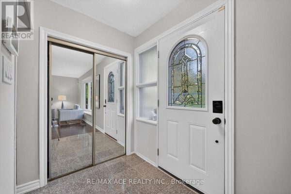 Dining room - 100 Merkley Square, Toronto, ON M1G2Y7 Photo 5