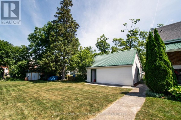 100 Nappadale Street, Kawartha Lakes, ON K0M2T0 Photo 5