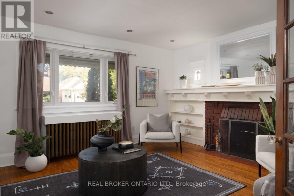 Bedroom - 100 Oak Park Avenue, Toronto, ON M4C4M3 Photo 5