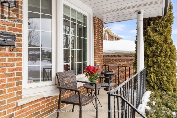 100 Princeton Terrace, Brampton, ON, photo 3