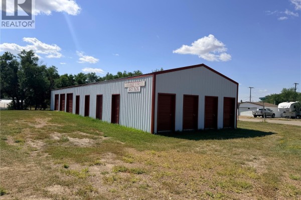 100 Railway Avenue, Coronach, SK S0H0Z0 Photo 4