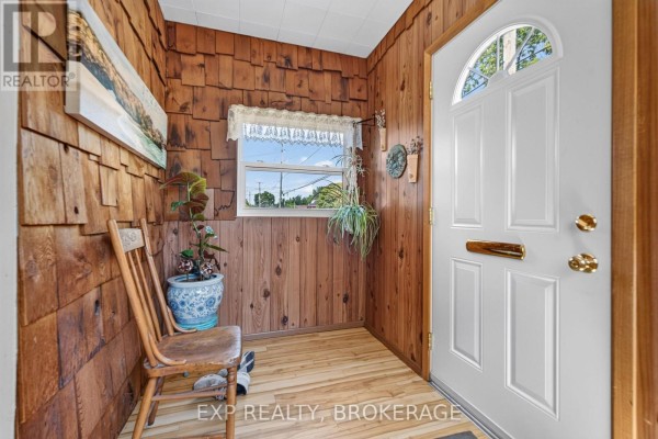 Bedroom - 100 Regent Street, Kingston, ON K7L4J8 Photo 4