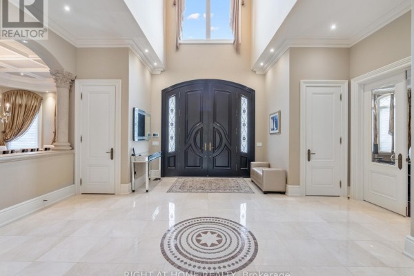 Family room - 100 Rocmary Place, Vaughan, ON L4L8Z1 Photo 4