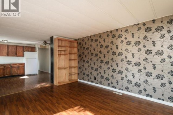 4pc Bathroom - 100 Sandpiper Drive, Whitehorse, YT Y1A6B6 Photo 5