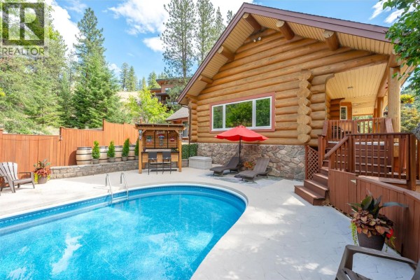 Loft - 100 St. Andrews Drive, Kaleden, BC V0H1K0 Photo 4