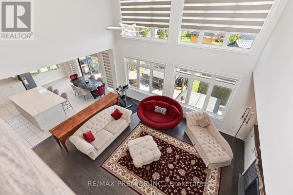 Great room - 100 Stillwater Crescent, Blue Mountains, ON L9Y4P5 Photo 4