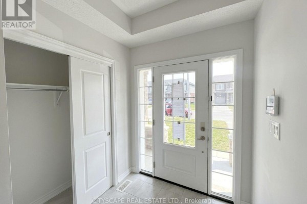 Other - 100 Sunflower Place, Welland, ON L3C0H8 Photo 4