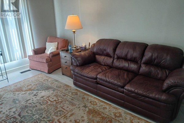 Sunroom - 100 Westhill Rd, Elliot Lake, ON P5A1A7 Photo 4