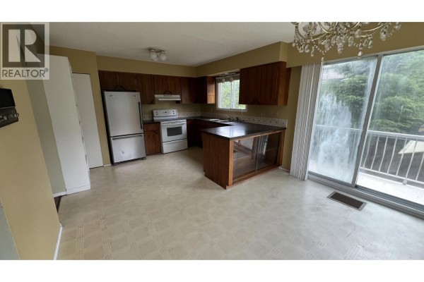 Kitchen - 1000 Ambrose Avenue, Prince Rupert, BC V8J2C6 Photo 2