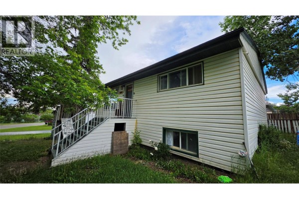 Bedroom - 1000 Reasbeck Crescent, Dawson Creek, BC V1G1P2 Photo 4